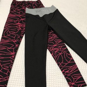 2 Leggings ❤️!!! One size !! [Good condition]